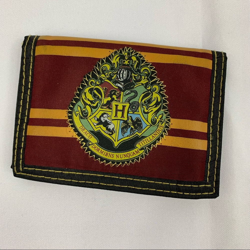 HARRY POTTER HOGWARTS Tri-Fold Small Fabric Wallet